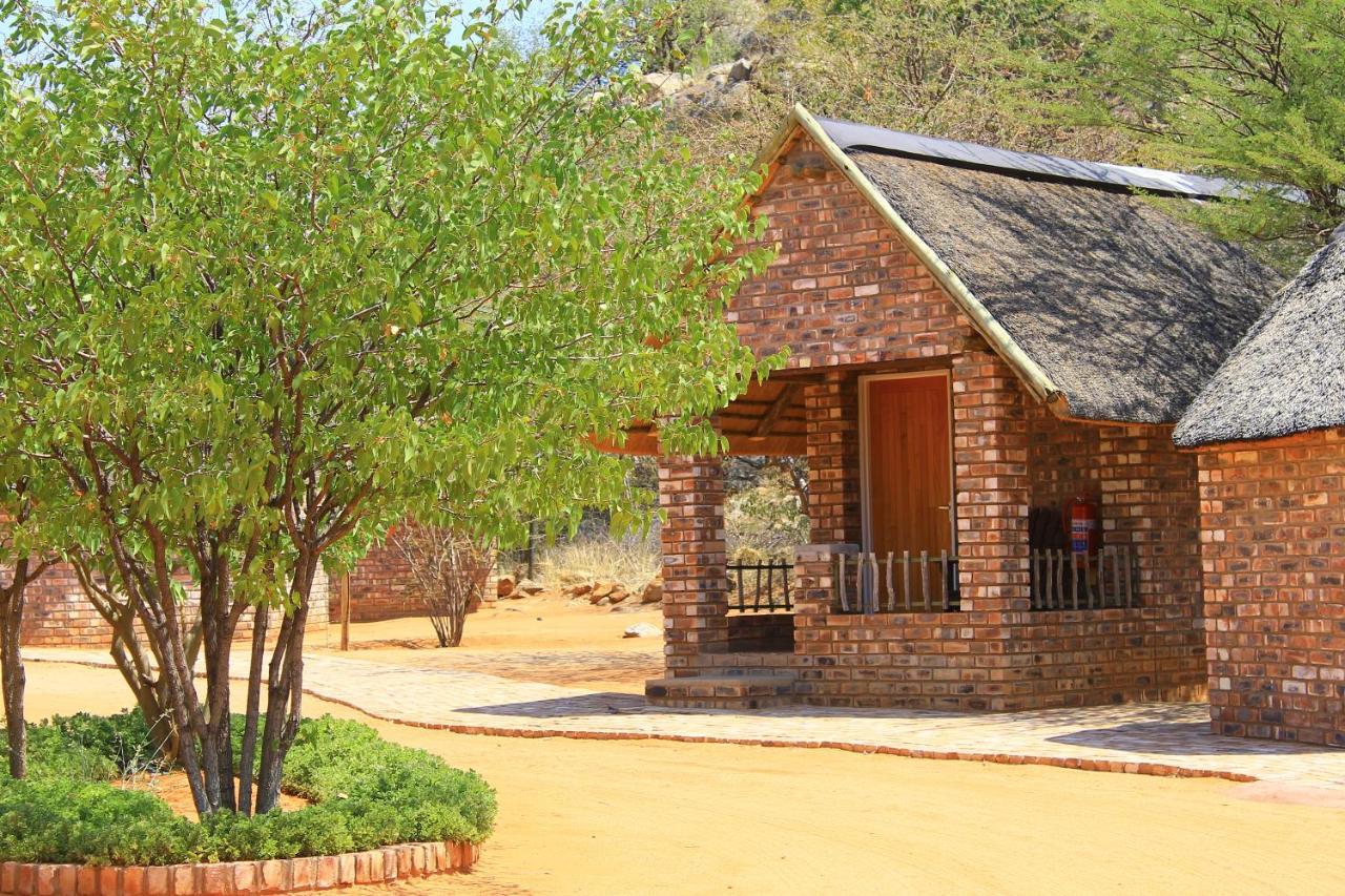 Kaoko Bush Lodge Kamanjab Exterior foto