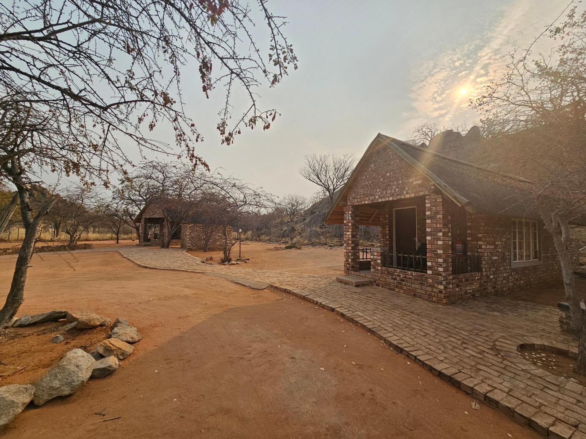 Kaoko Bush Lodge Kamanjab Exterior foto